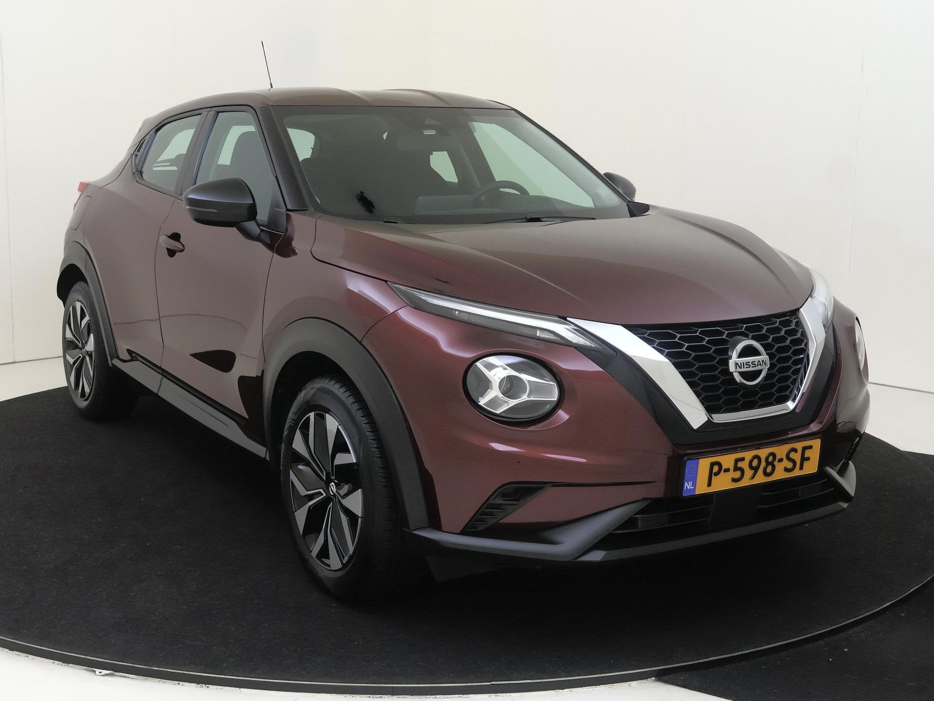 Nissan Juke 1.0 DIG-T Acenta | Achteruitrijcamera | Wieldopp, Stof, Euro 6, Bedrijf, 3 cilinders