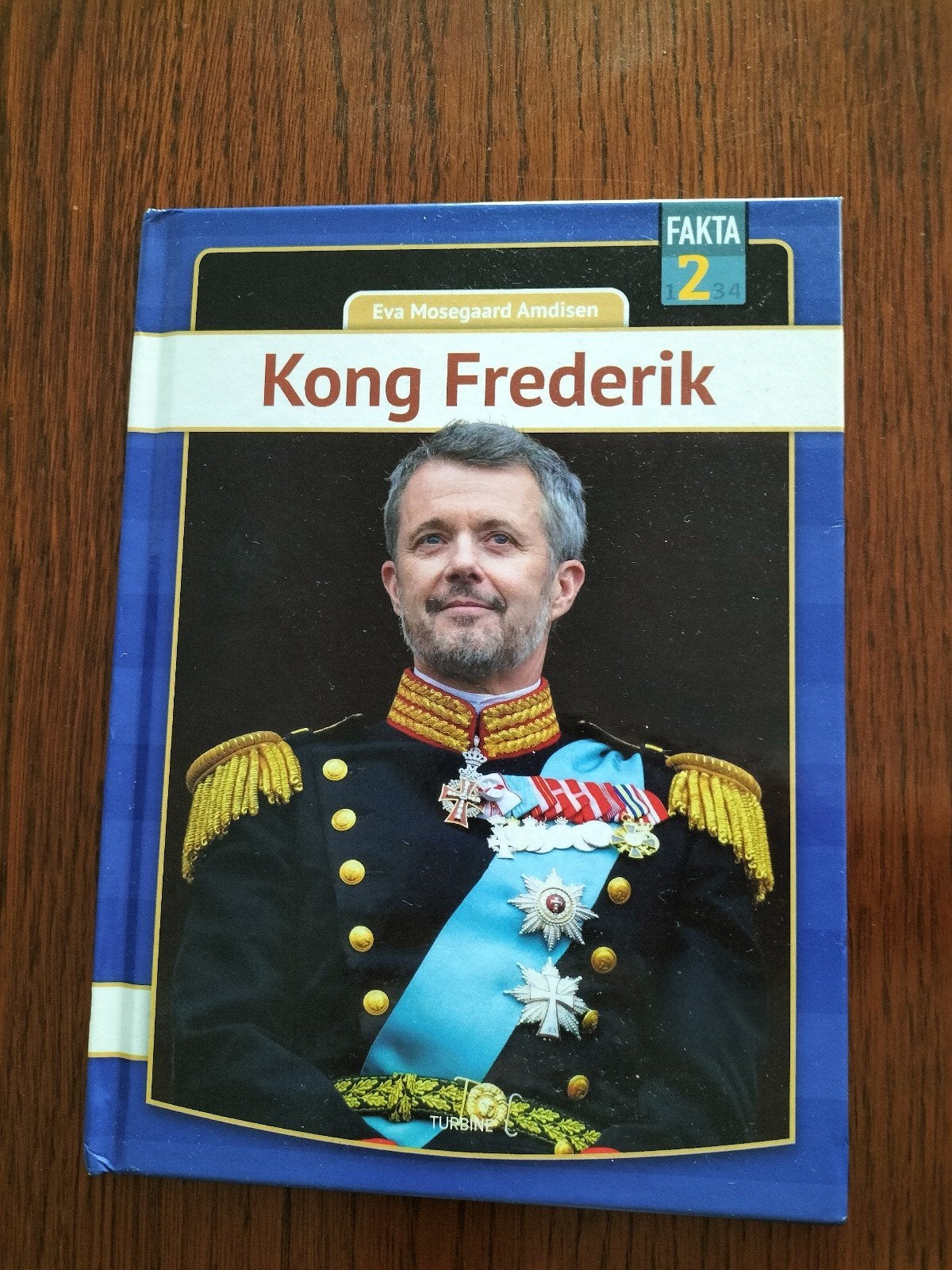 Boekje in het Deens: Koning Frederik - Feiten en Verhalen, Verzenden, Zo goed als nieuw, Buitenland, Tijdschrift of Boek