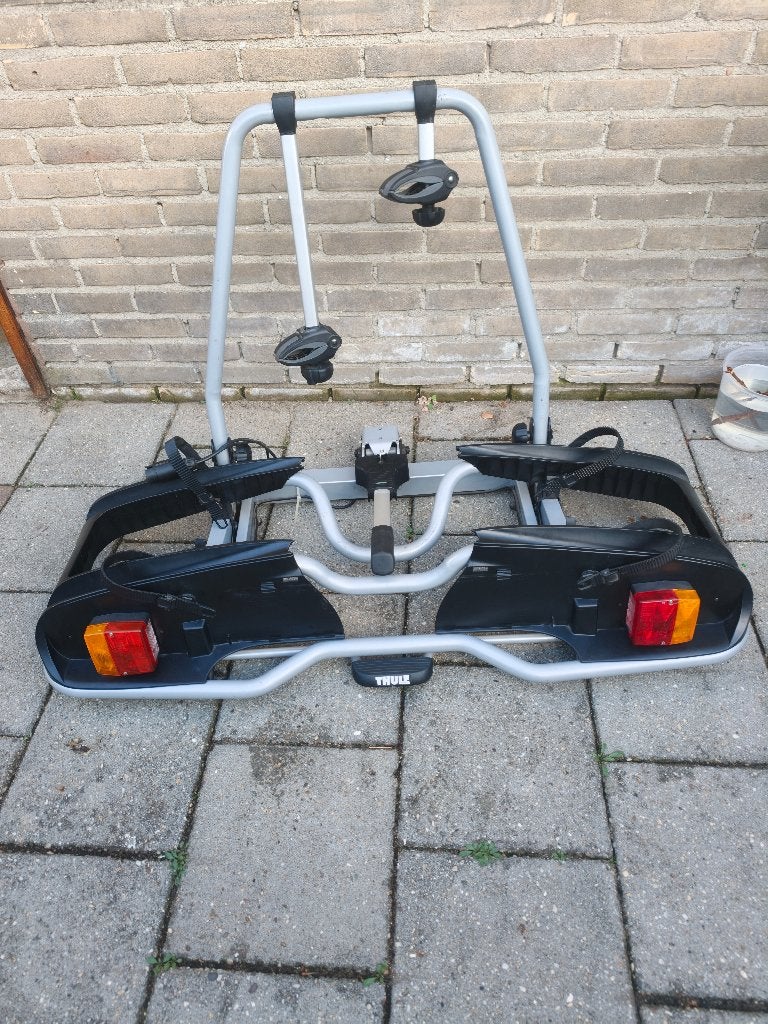 Fietsendrager thule, Ophalen, Zo goed als nieuw, Brede banden, 2 fietsen
