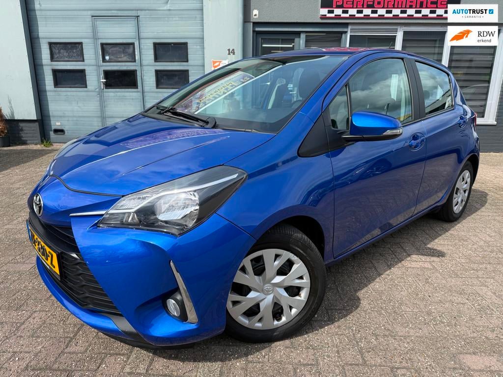 Toyota Yaris 1.5 VVT-i Design 2018 112PK HISTORIE AANWEZIG G, 4 cilinders, Met garantie (alle), Blauw, Bedrijf