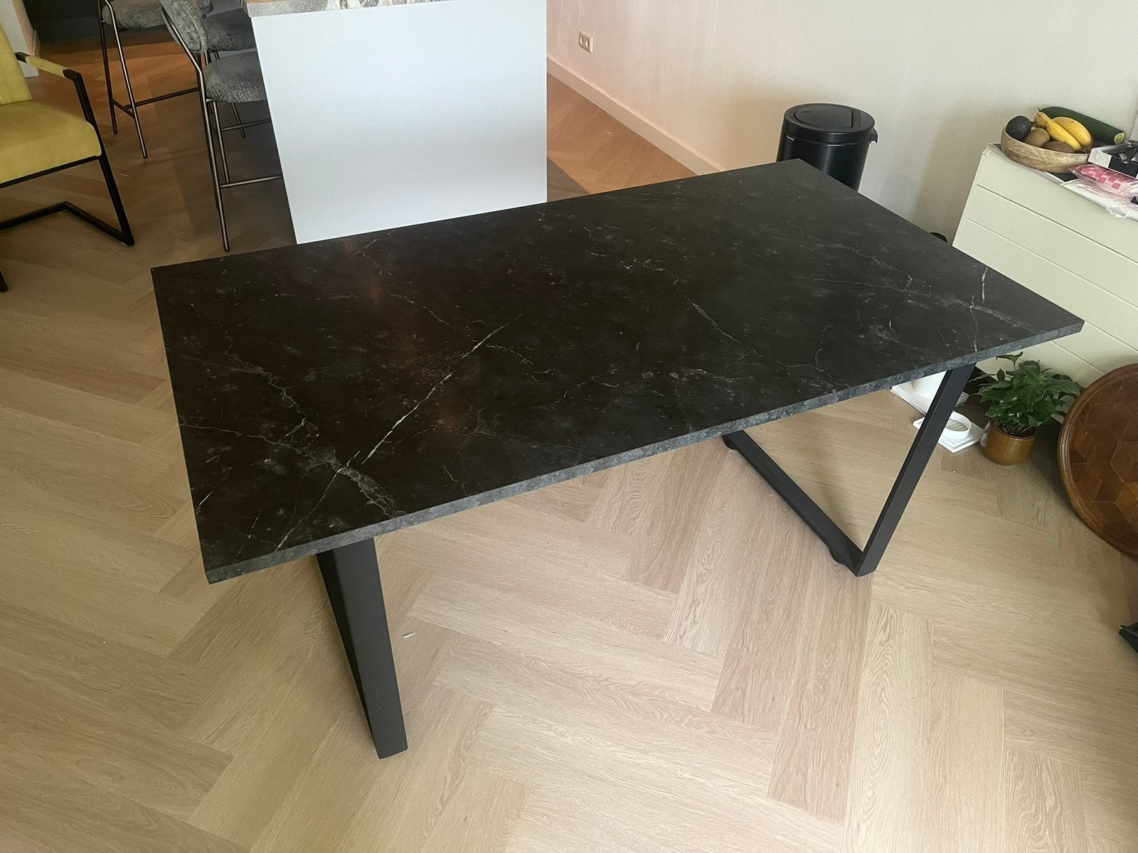 Zwart Marmerlook tafel, Huis en Inrichting, Tafels | Eettafels, Ophalen, 50 tot 100 cm, Zo goed als nieuw, 150 tot 200 cm