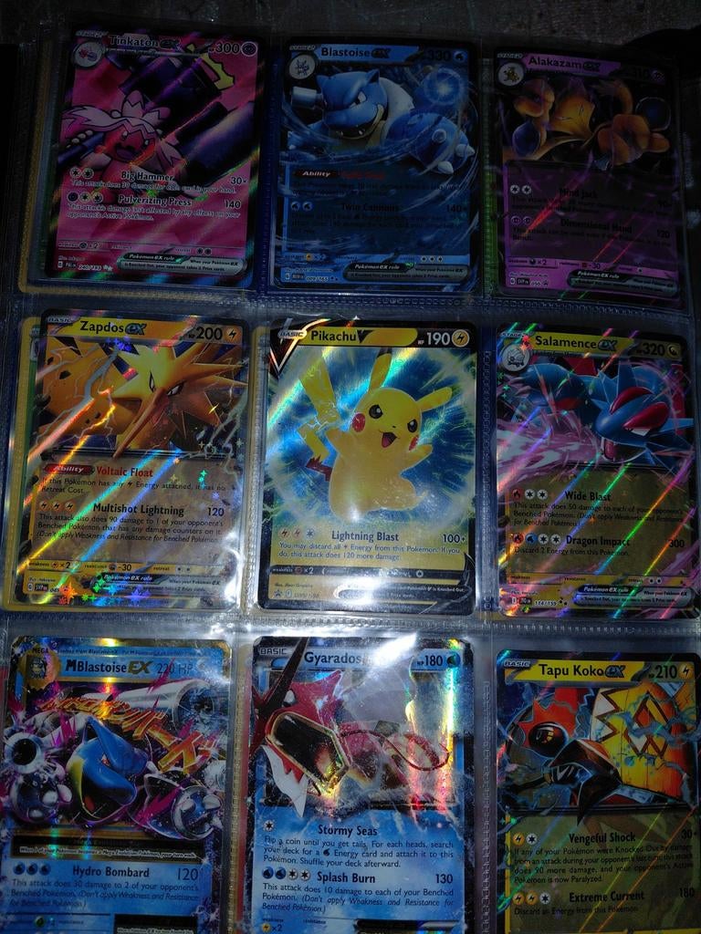 Pokemon kaarten (EX & V), Ophalen of Verzenden, Zo goed als nieuw, Meerdere kaarten, Foil