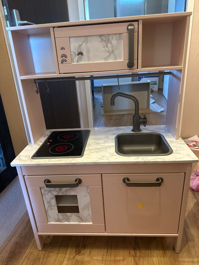 IKEA Speelkeuken Roze met Marmerlook en Accessoires, Ophalen, Zo goed als nieuw, Meisje