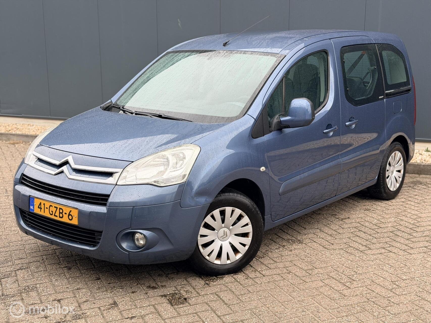Citroen Berlingo combi 1.6-16V Cinqspace LAGEKM/NAP, Auto's, Voorwielaandrijving, Gebruikt, 4 cilinders, Blauw
