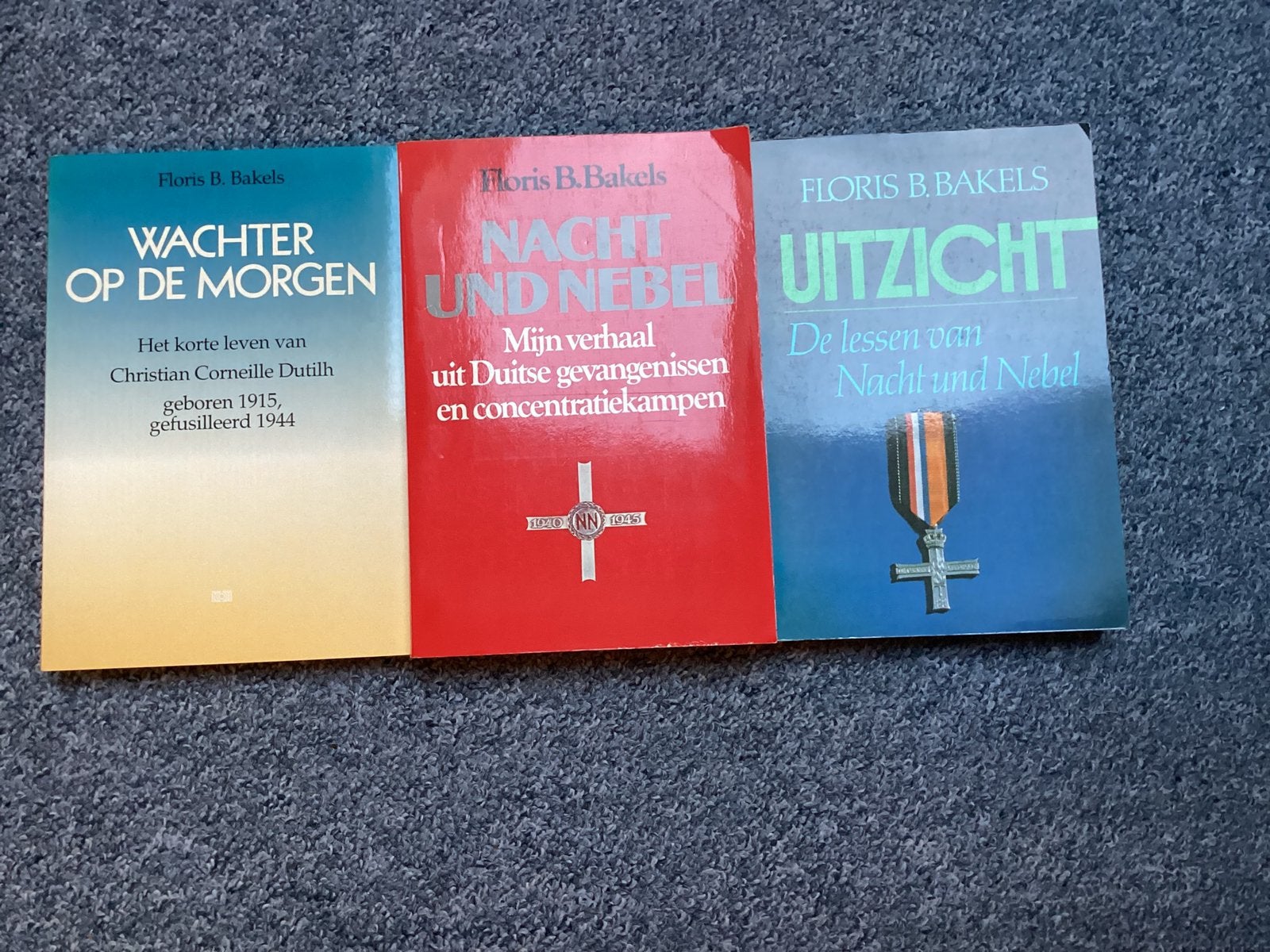 Boeken floris b bakels oorlog, Boeken, Ophalen of Verzenden, Tweede Wereldoorlog, Zo goed als nieuw