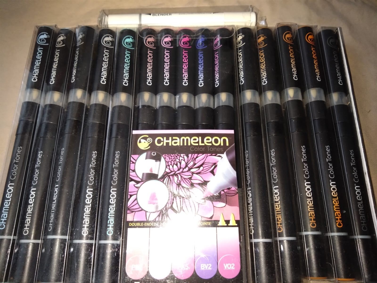 50 Chameleon stiften en een blender.
Nieuw, Ophalen of Verzenden, Nieuw