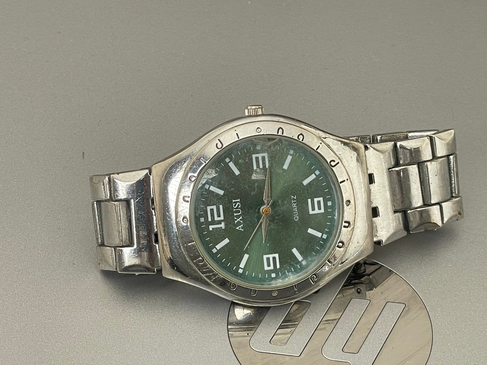 Horloge (defect) - voor reparatie of onderdelen, Overige merken, Gebruikt, Staal, Polshorloge
