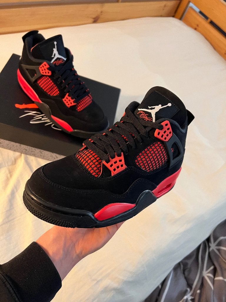 Nike Air Jordan 4 Retro Red Thunder (US7 / EU 40), Kleding | Heren, Zwart, Nieuw, Ophalen of Verzenden, Sneakers of Gympen