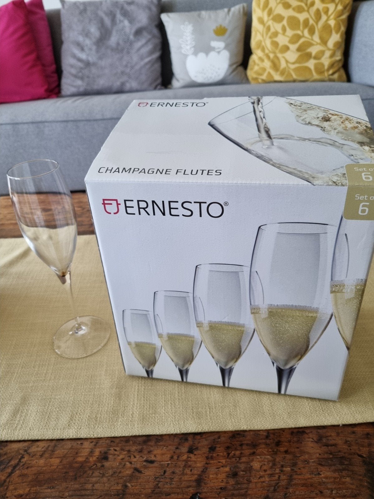 6 hoge champagne flutes in doos, Ophalen