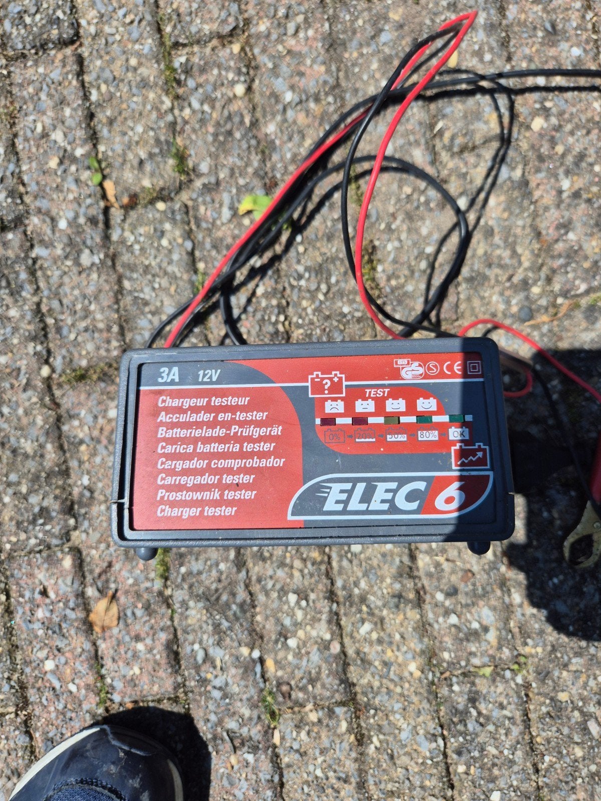 ELECC 6 Acculader en Accutester 3A 12V, Ophalen of Verzenden, Gebruikt, Universele onderdelen