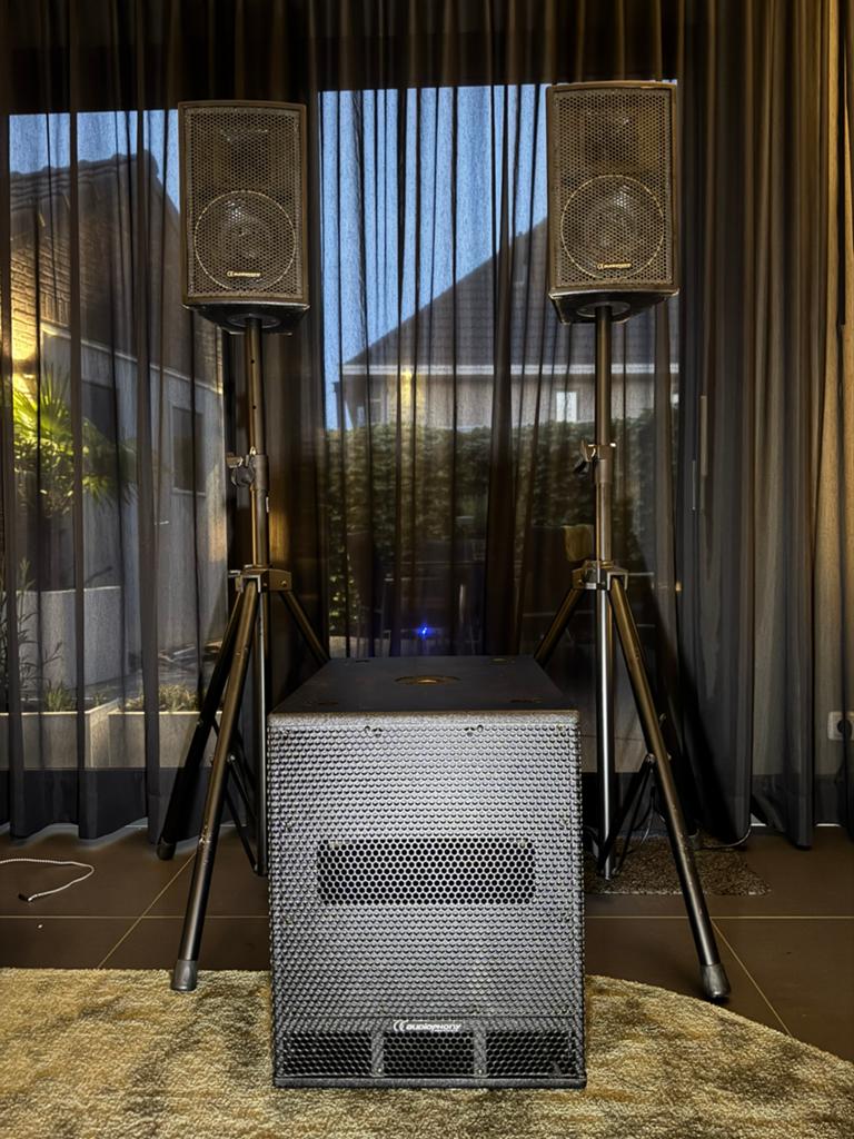 Audiophony Octave 1000W RMS PA-set met kabels en statieven, Gebruikt, Overige typen, 120 watt of meer, Ophalen