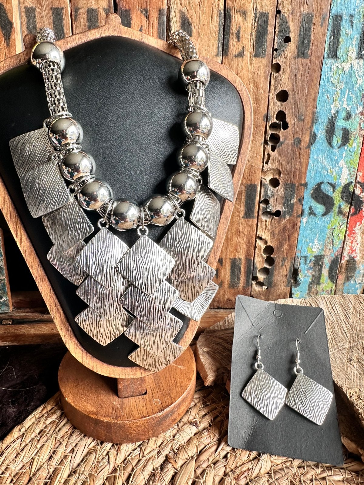Boho sieraden set / halsketting - oorbellen / boho chic, Sieraden, Tassen en Uiterlijk, Ophalen of Verzenden, Nieuw, Zilver, Overige materialen