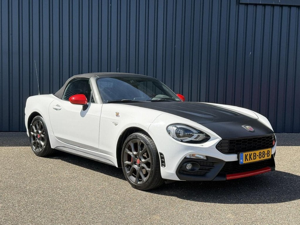 Fiat Abarth 124 Spider 1.4 MultiAir Turbo Automaat | Lederen, Auto's, Automaat, Gebruikt, 4 cilinders, Cabriolet