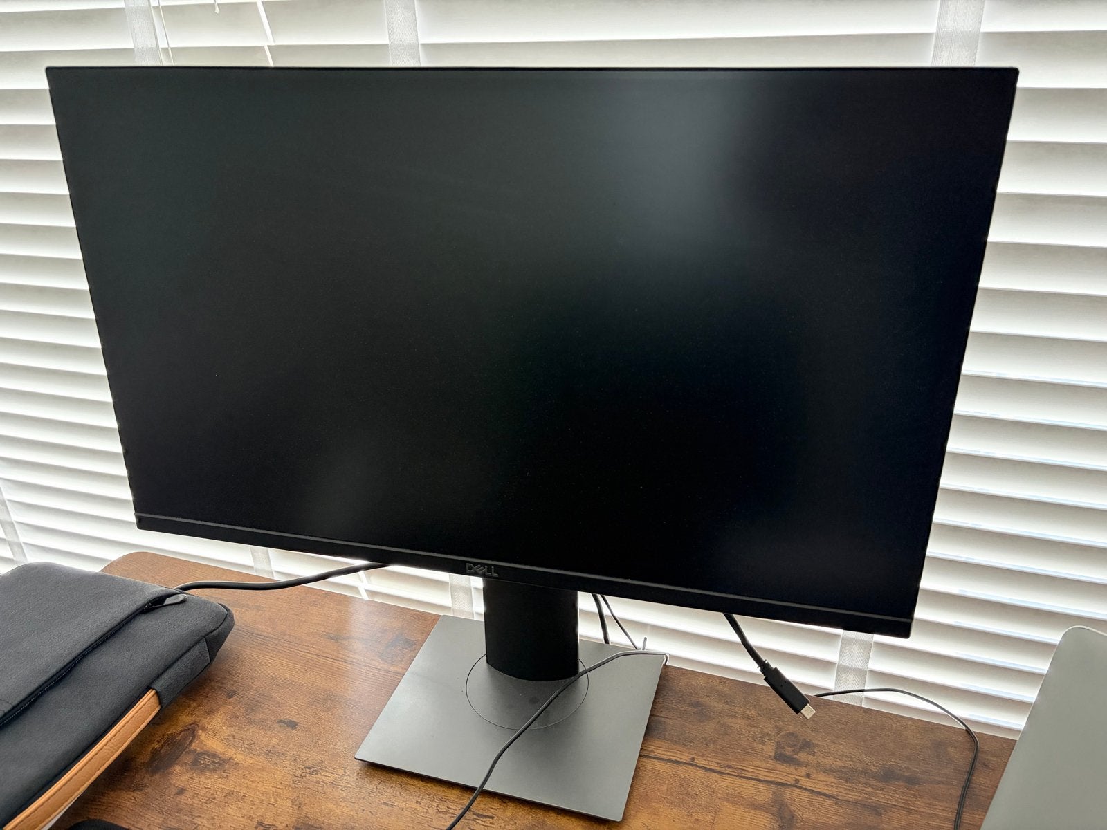 Dell P2419HC Monitor met USB-C ZGAN, Computers en Software, Monitoren, Ophalen, Gebruikt, IPS, In hoogte verstelbaar