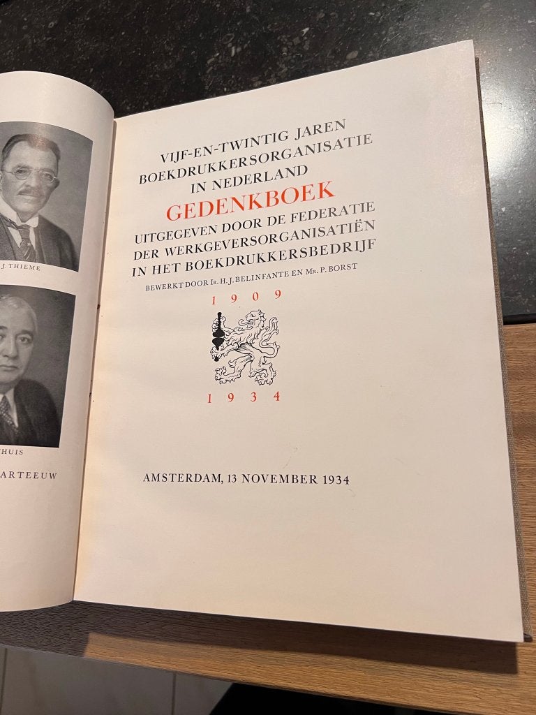 vijf-en-twintig jaren boekdrukkersorganisatie in Nederland -, Gelezen, Maatschappij en Samenleving, Ophalen of Verzenden, Ir. H. J. Belinfante en Mr. P. Borst