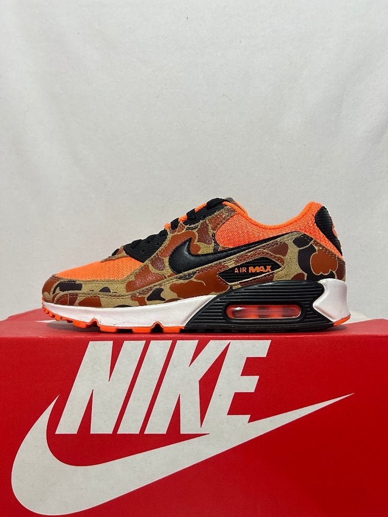 ALS NIEUW! Maat 40,5 - Nike Air Max 90 Orange Duck Camo, Kleding | Heren, Schoenen, Overige kleuren, Verzenden, Nike, Nike