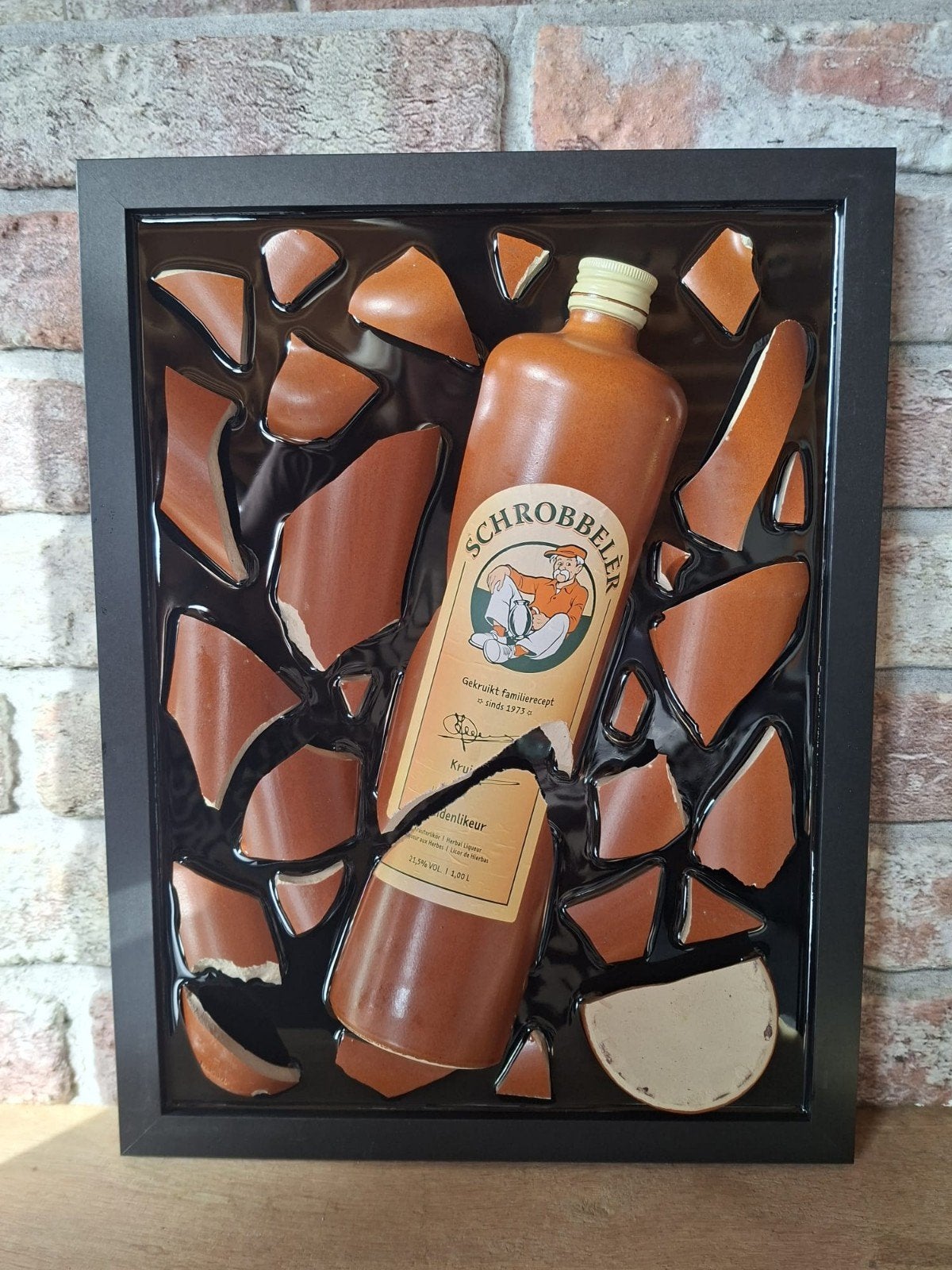 Schrobbelèr fles verwerkt in een lijst 43x33 met Epoxy, Ophalen of Verzenden, Nieuw