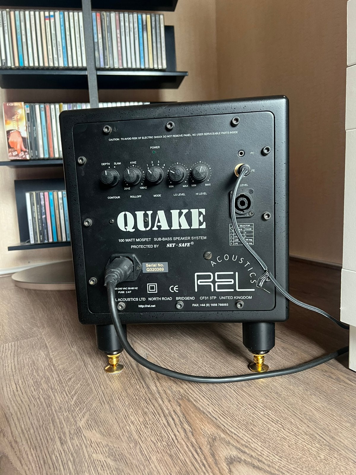 REL - QUAKE Subwoofer