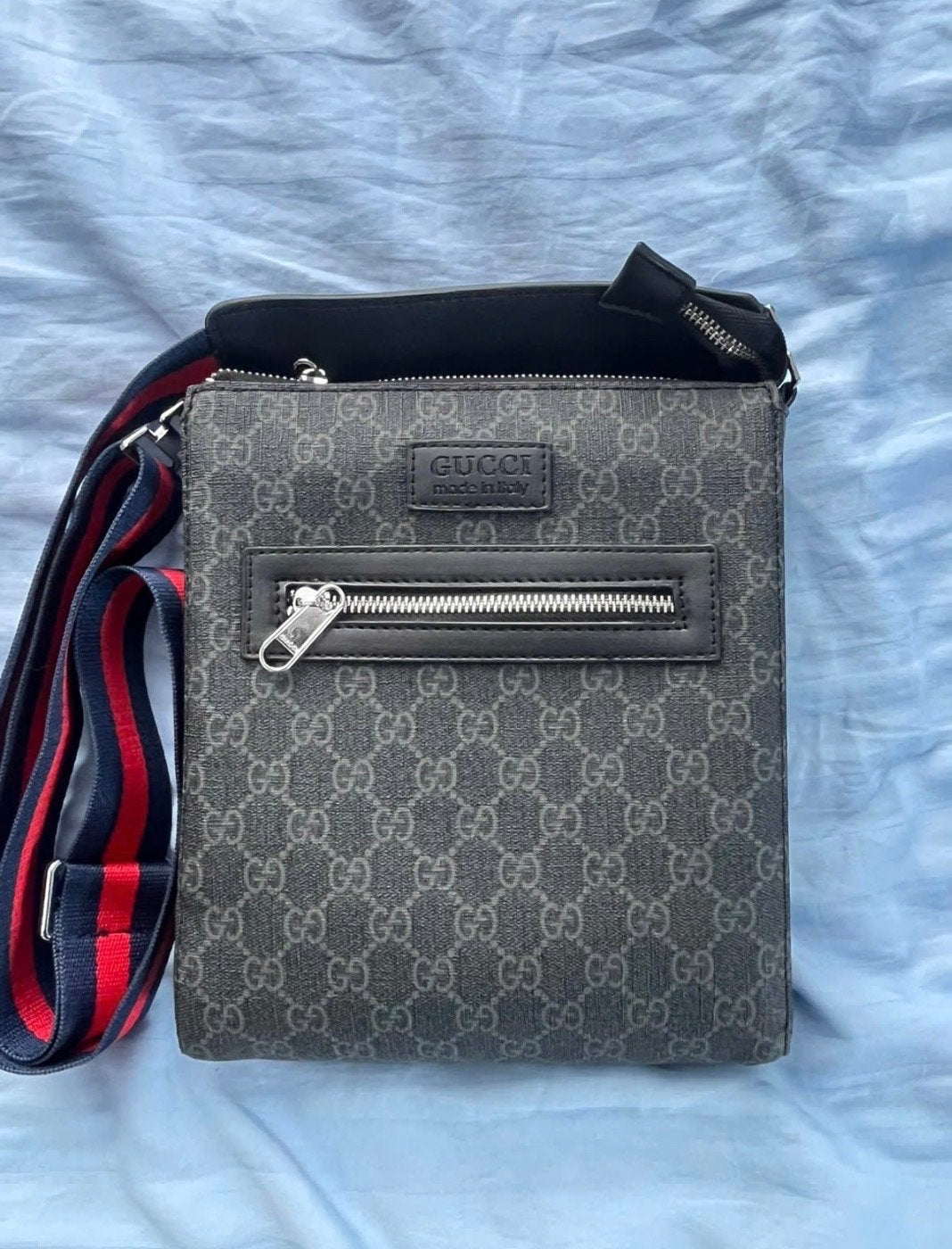Gucci Schoudertas - Stijlvol en Compact, Ophalen, Gebruikt, Zwart