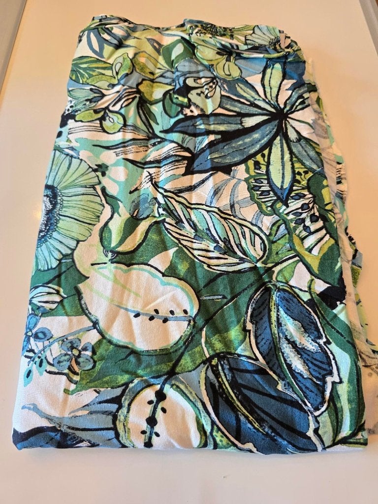 tricot viscose groen flowers (109), Overige materialen, 120 cm of meer, Nieuw, Ophalen of Verzenden