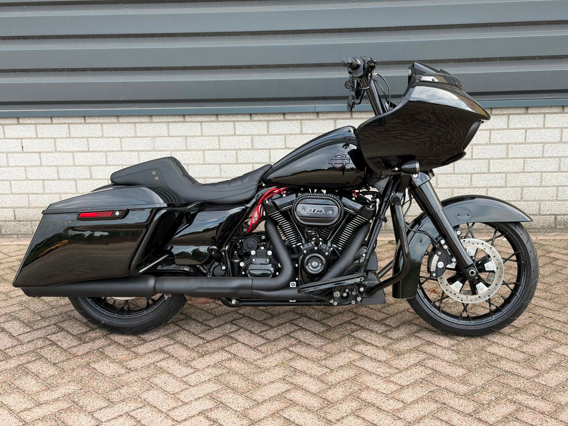 Harley Davidson FLTRXS 114 Road Glide Special BLACK EDITION, Motoren, ABS, Meer dan 35 kW, Gebruikt, Bedrijf