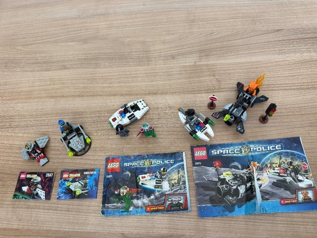 4 Lego space sets 2847 5969 5970 6800 uit 1997 en 2009, Compleet, Lego, Ophalen of Verzenden, Zo goed als nieuw