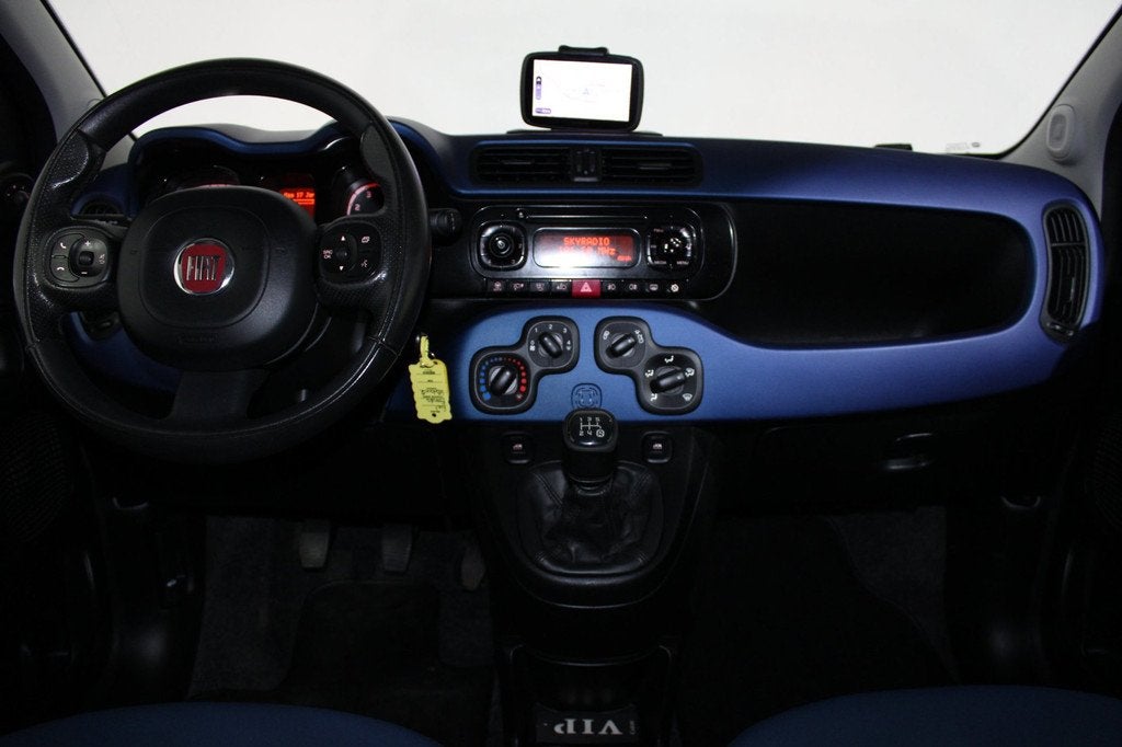 Fiat Panda 0.9 TwinAir Lounge – Compact, Stijlvol en Zuini, Auto's, Voorwielaandrijving, Euro 5, Zwart, Panda