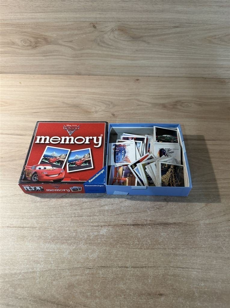 Cars memory - disney cars 2 - s6745, Verzenden, Zo goed als nieuw