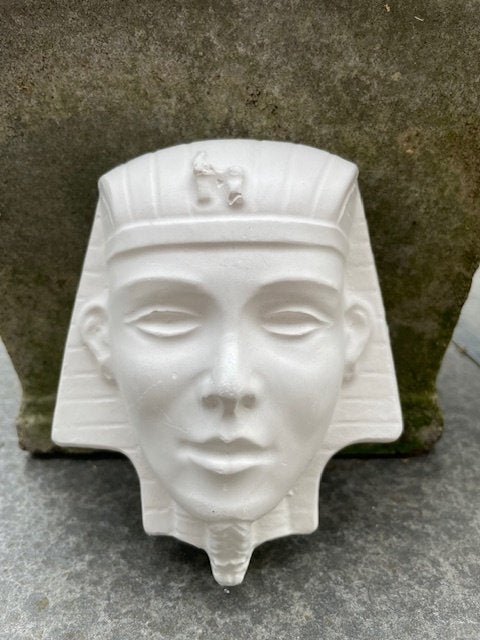 Wit beeld van gips. Farao / Sphinx / Toetanchamon King Tut., Antiek en Kunst, Ophalen, Minder dan 20 cm, Gips, Buste