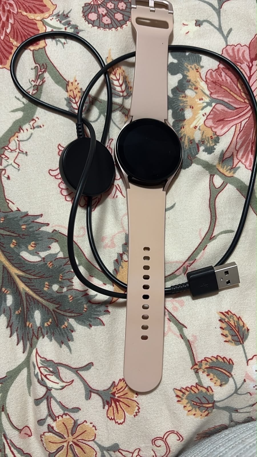 Samsung Galaxy Watch4 Rose Gold 40MM - Zo goed als nieuw, Hartslag, Ophalen of Verzenden, Zo goed als nieuw, Android
