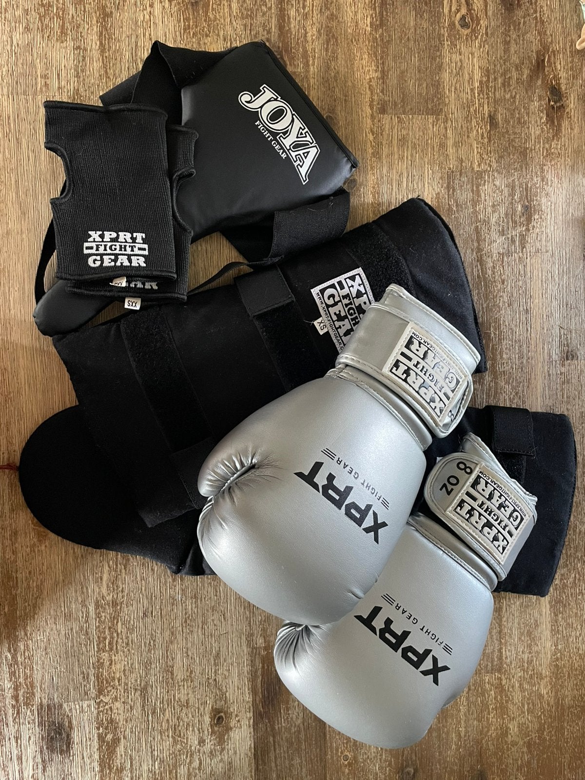 Complete zgan kickboks set 8oz (met tok voor meisje), Ophalen of Verzenden, Zo goed als nieuw, Overige