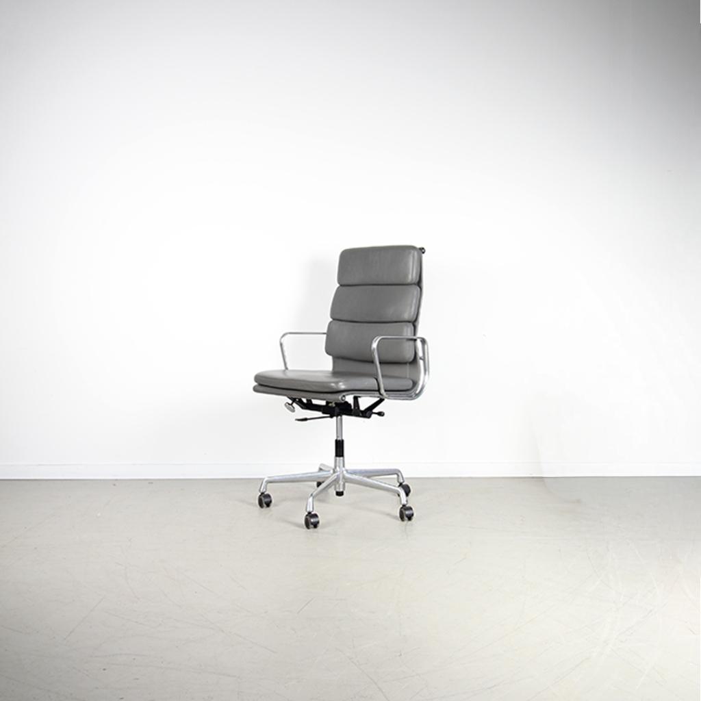 1x Vitra Eames EA 219 Bureaustoel Softpad Grijs Leer – Alu, Huis en Inrichting, Bureaustoelen, Niet ingevuld, Niet ingevuld, Ophalen of Verzenden