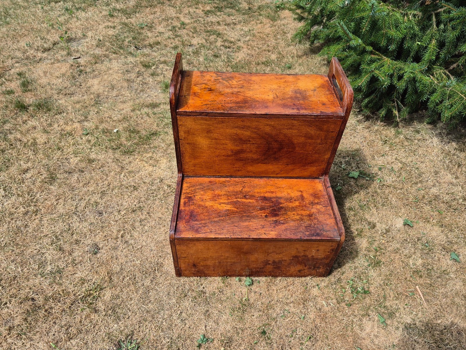 Houten trap met opbergruimte, Ophalen