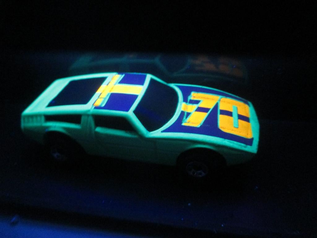 1/58 Maserati Bora - Matchbox Super GT Neon Racers 1991, Ophalen of Verzenden, Zo goed als nieuw, Auto
