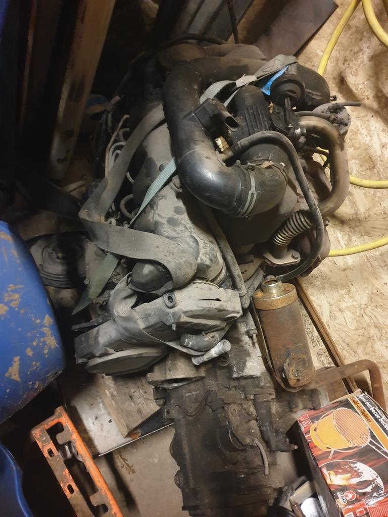 Motor 2.5 TDI 88pk - Goed met 380k gelopen, zonder bak, Auto-onderdelen, Motor en Toebehoren, Ophalen of Verzenden, Gebruikt