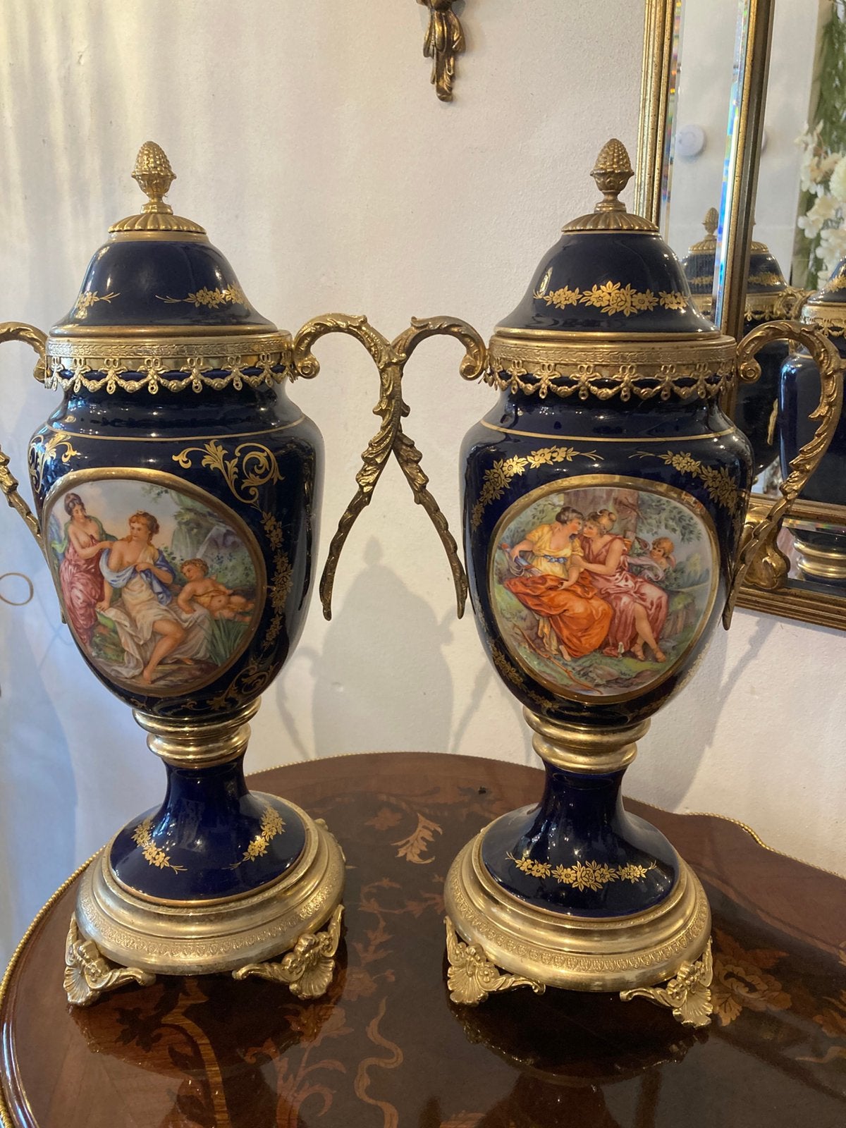 Koppel Limoges vazen met brons 43 cm hoog, Ophalen