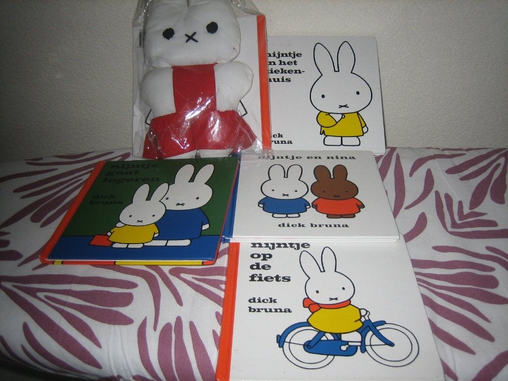 Boekjes NIJNTJE, Ophalen of Verzenden, Zo goed als nieuw, Dick Bruna, 2 tot 3 jaar