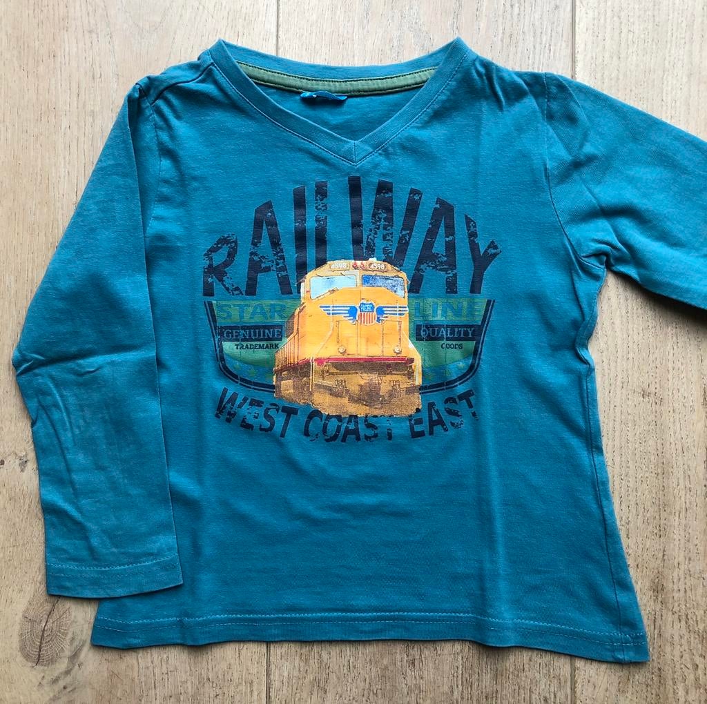 Longsleeve met treinprint, maat 98/104, Hema, Kinderen en Baby's, Kinderkleding | Maat 98, Ophalen of Verzenden, Zo goed als nieuw
