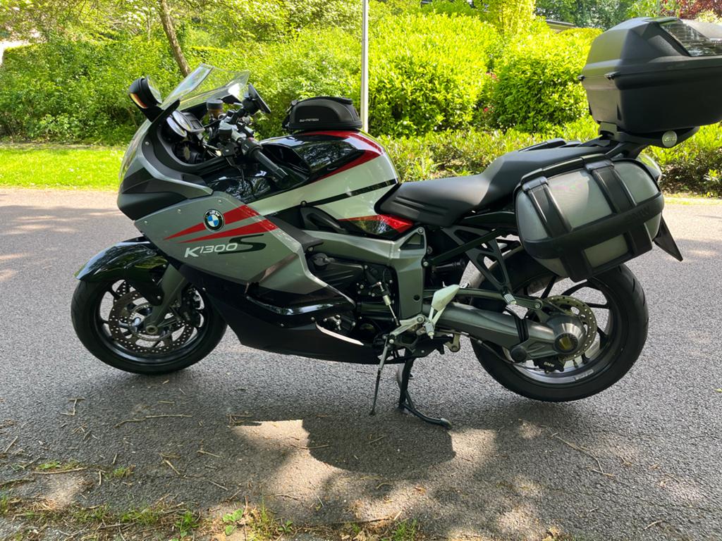 Bmw BMW K1300S nieuwstaat met complete kofferset, Motoren, Motoren | BMW, 4 cilinders, Motorrijbewijs A, Gebruikt, Particulier