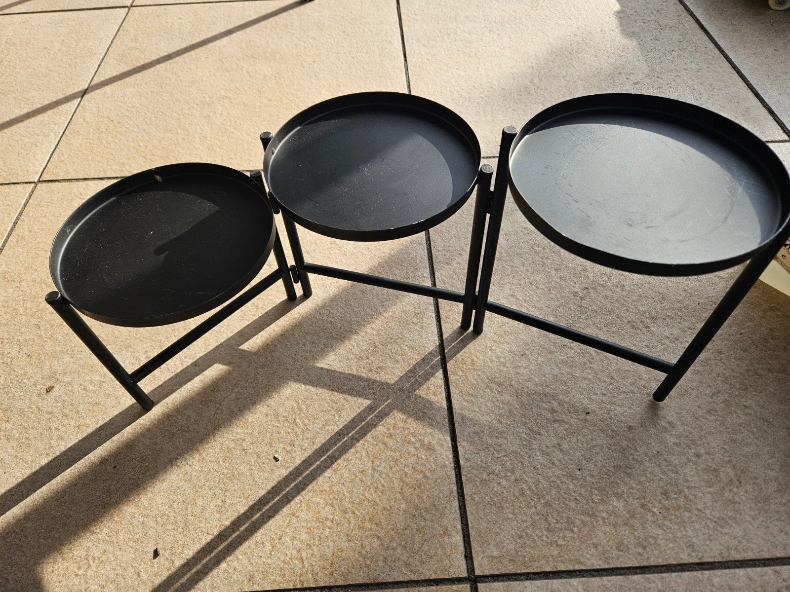 plantentafeltje voor 3 planten., Tuin en Terras, Ophalen of Verzenden, Rond