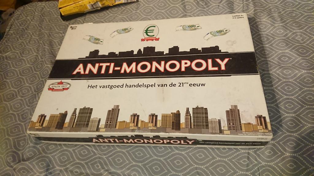 Anti-monopoly te koop!, Ophalen, Zo goed als nieuw