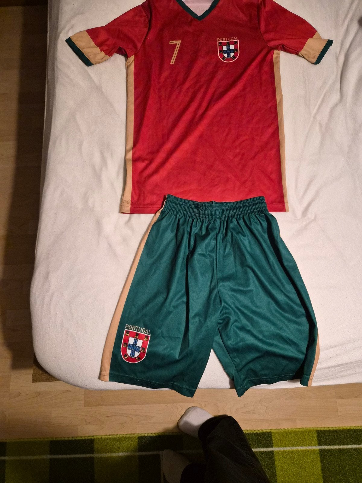 Portugal tenue Ronaldo, Sport en Fitness, Voetbal, Maat XS of kleiner, Ophalen, Zo goed als nieuw, Set
