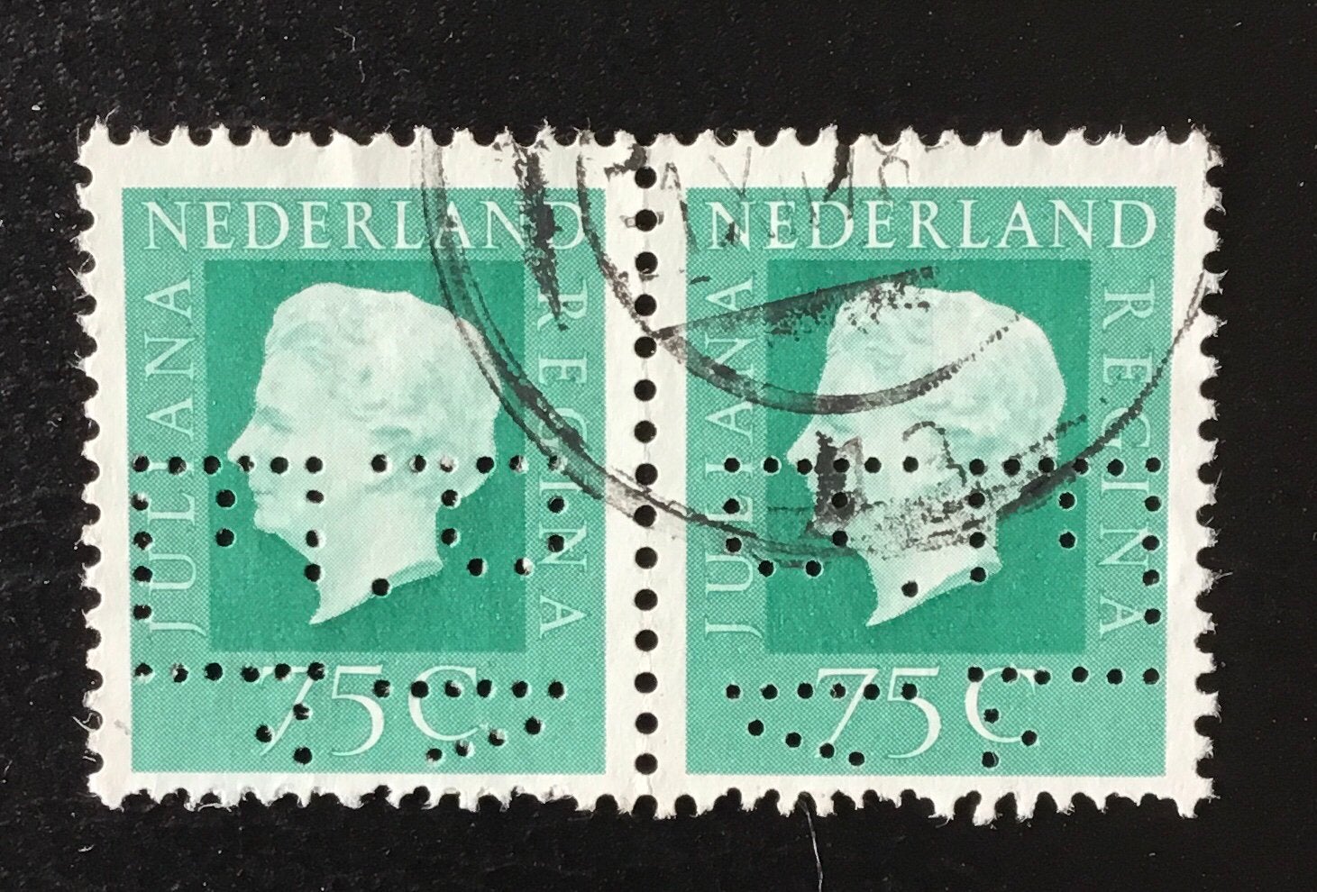 Perfins Nederland kavel pa 33, Ophalen of Verzenden, Na 1940, Gestempeld