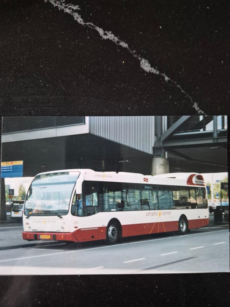 Foto 10x15 bus GVB Amsterdam 225, Verzamelen, Spoorwegen en Tramwegen, Ophalen of Verzenden, Zo goed als nieuw, Bus of Metro, Kaart of Prent