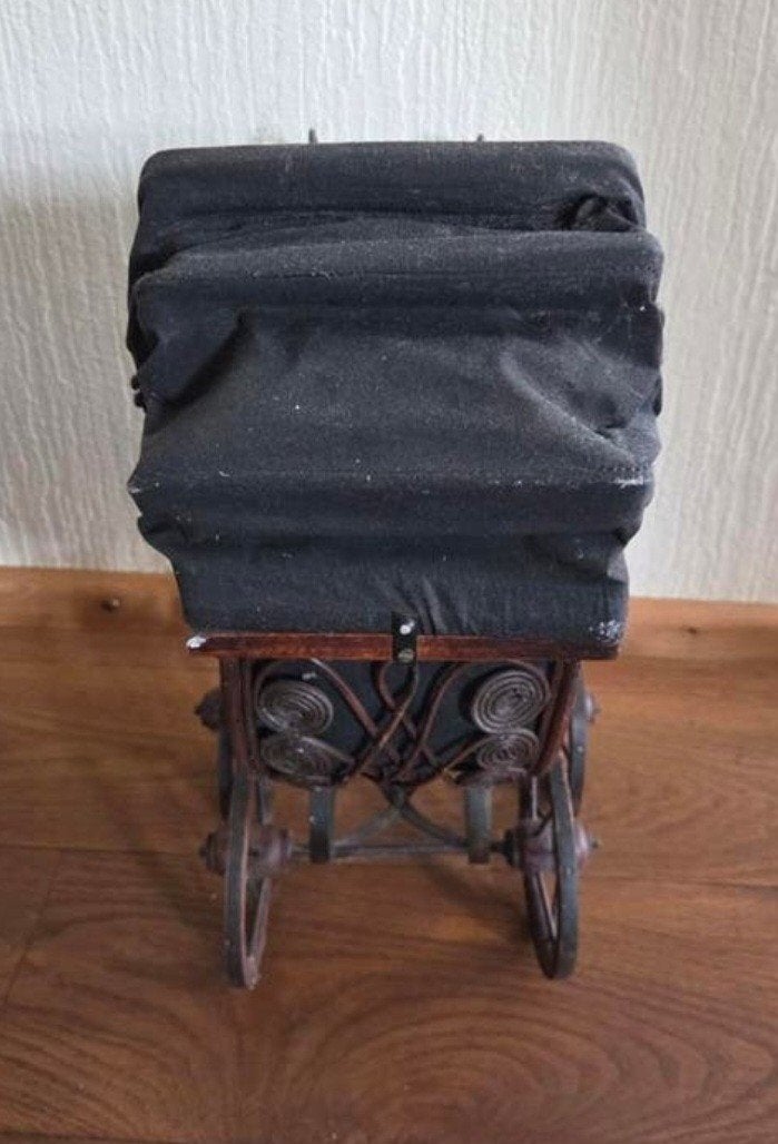 Decoratieve Antieke Kinderwagen Miniatuur, Ophalen of Verzenden, Gebruikt, Kinderwagen, Overige merken