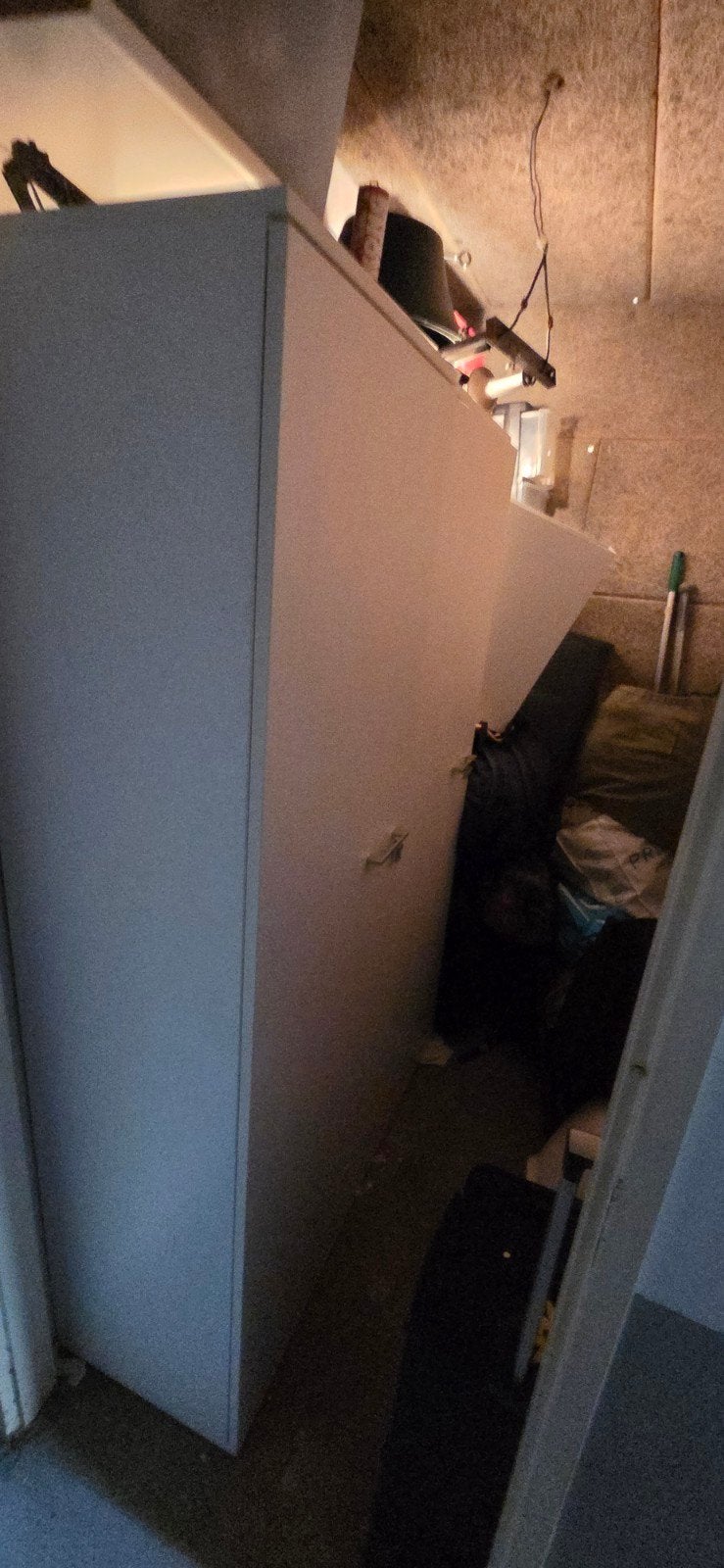 2 losse kledingkasten gratis, Huis en Inrichting, Kasten | Kledingkasten, Ophalen of Verzenden, Gebruikt, 50 tot 75 cm, 150 tot 200 cm