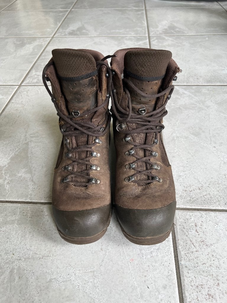 Gedragen paar Meindl 3544-10 legerschoenen maat 44,5 Br 3, Sport en Fitness, Bergsport en Wandelen, Verzenden, Gebruikt, Schoenen