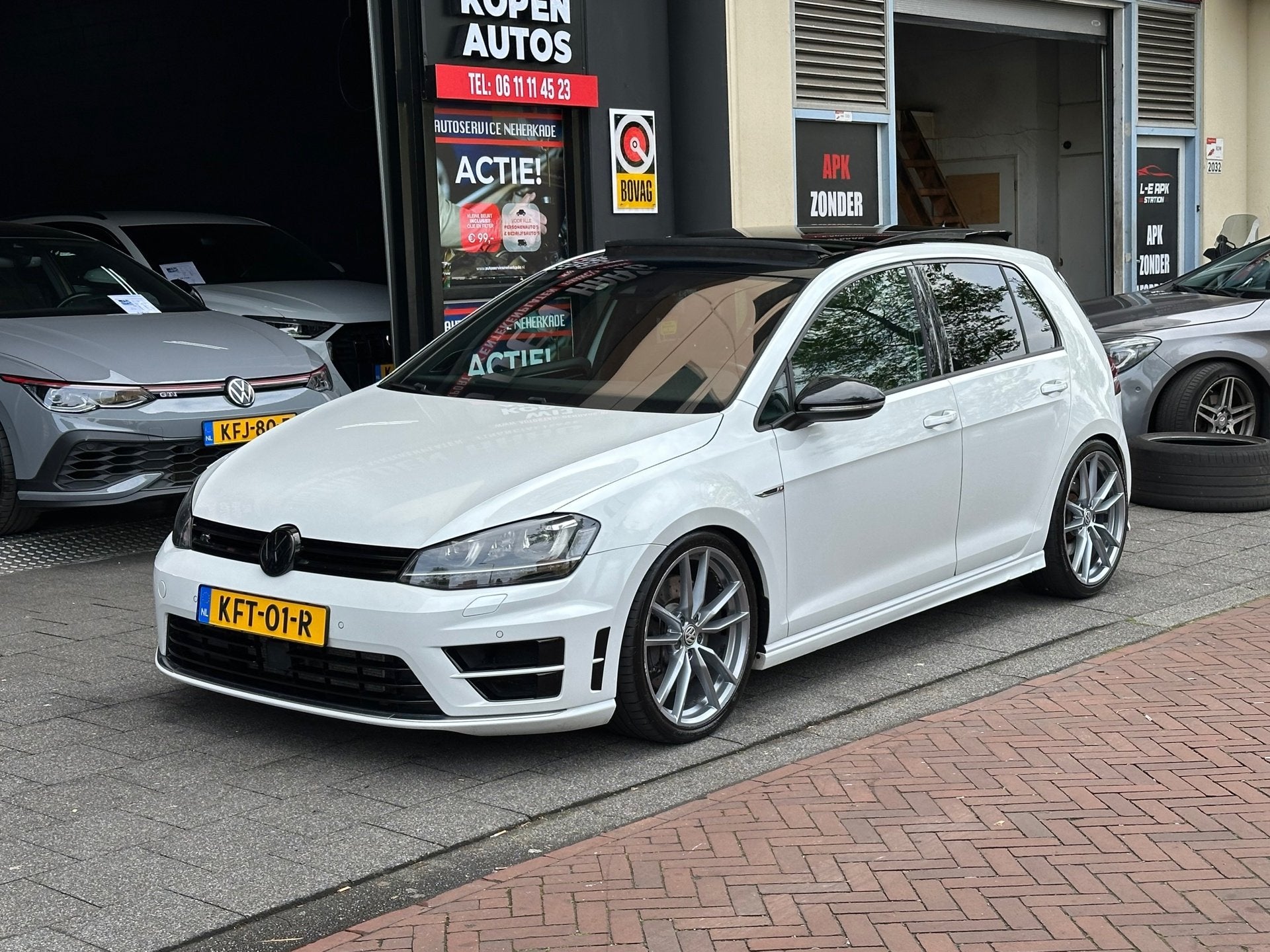 Volkswagen Golf 2.0 TSI R Aut Leer Navi Camera Pano, Automaat, Gebruikt, Euro 6, 4 cilinders