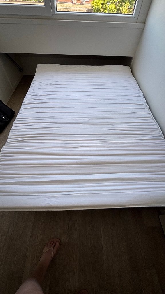 Slaapbank inclusief topper, Huis en Inrichting, Slaapkamer | Slaapbanken, Ophalen, Tweepersoons, Zo goed als nieuw, Grijs