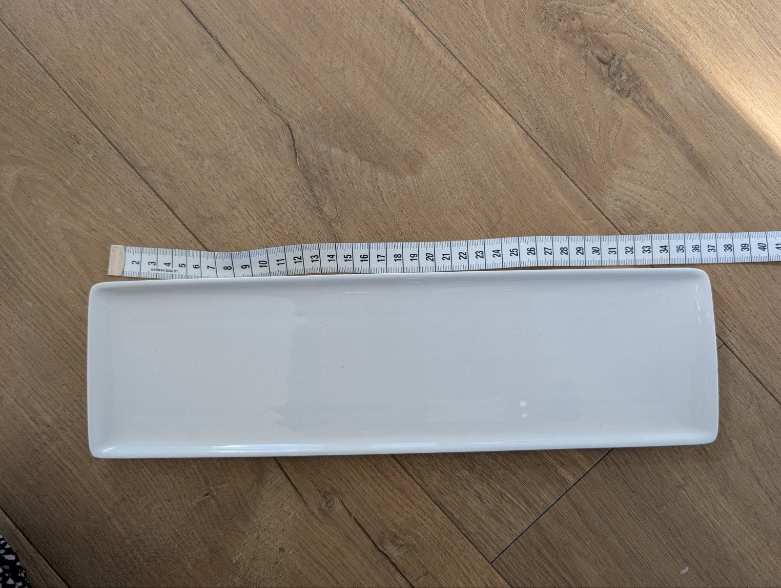 Yong Comet Lang Smal Bord - New Bone China, Ophalen, Zo goed als nieuw, Overige stijlen, Bord(en)